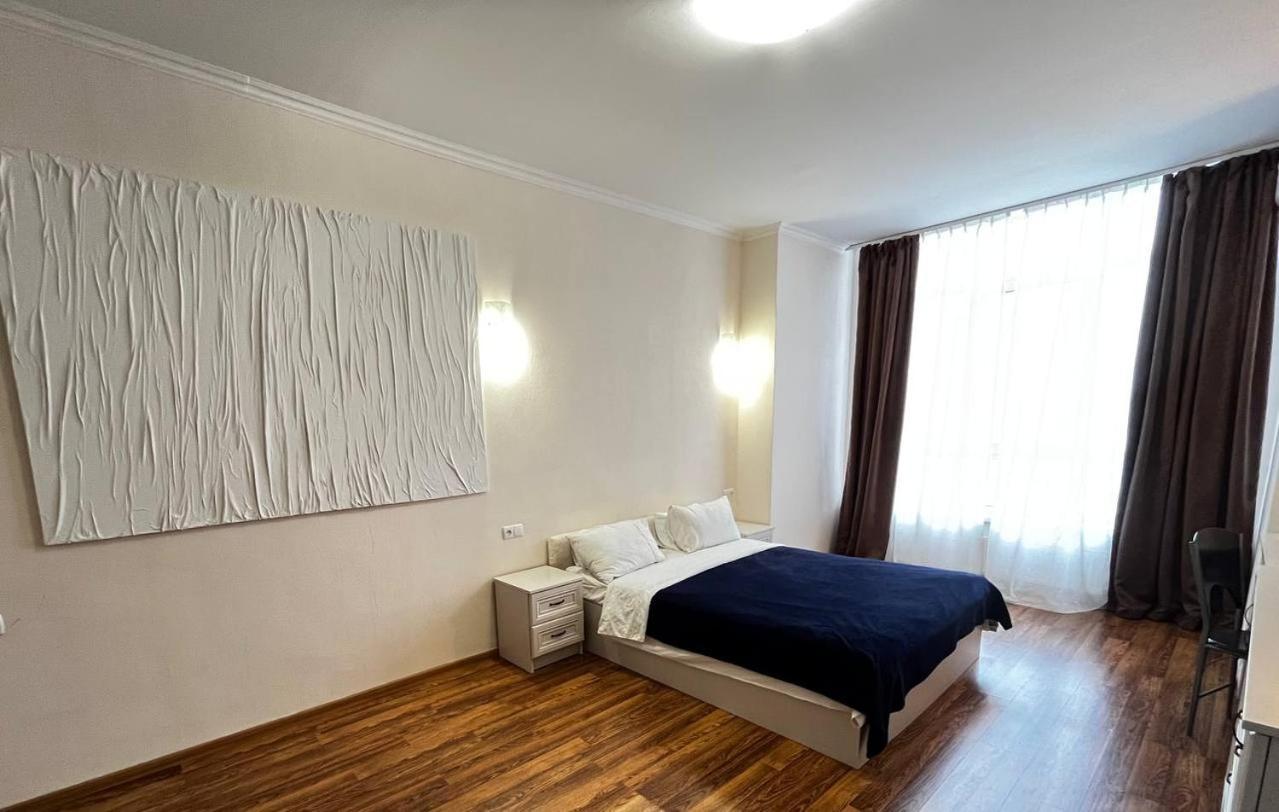 Французький Бульвар 22, Клиника Филатова, Университет Odessa Luaran gambar